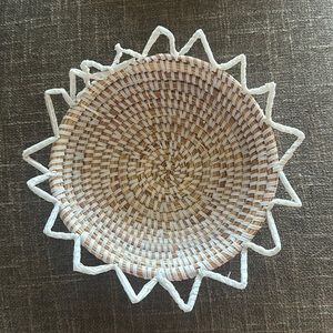 Mini straw basket
